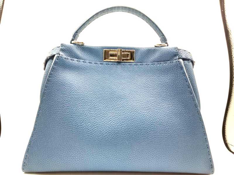 フェンディ買取　ピーカブー